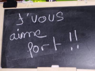 dédicace a ma gde soeur et mon gd frère !!